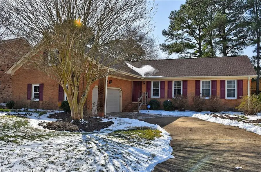 5137 Violet Bank Drive, Virginia Beach, VA 23464 - #2