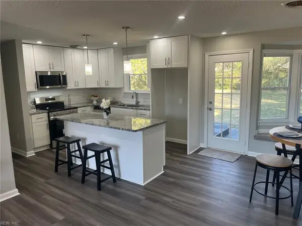 116 Rollingswood Road, Chesapeake, VA 23325