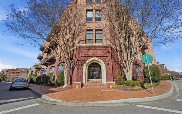 230 W Tazewell Street #209, Norfolk, VA 23510