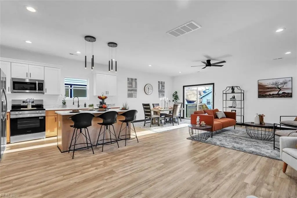 120 E Kelly Avenue, Hampton, VA 23663 - Image #1