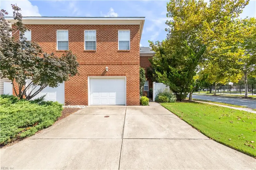 816 Great Marsh Avenue, Chesapeake, VA 23320 - Image #2