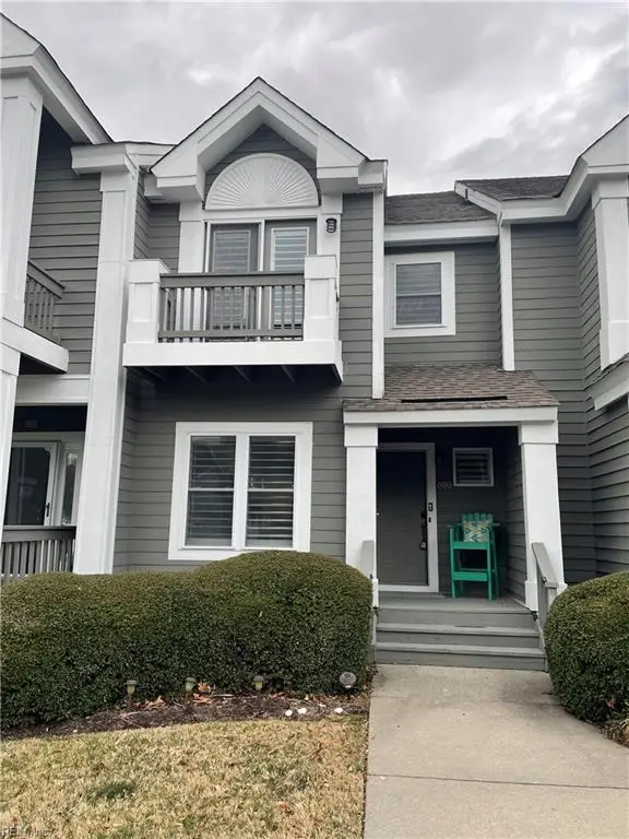 1030 Porte Harbour Arch #Arch, Hampton, VA 23664