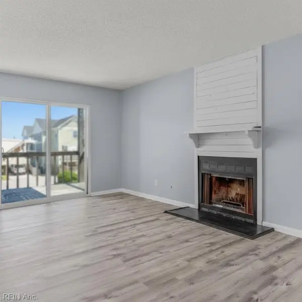 737 W Ocean View Avenue #A, Norfolk, VA 23503