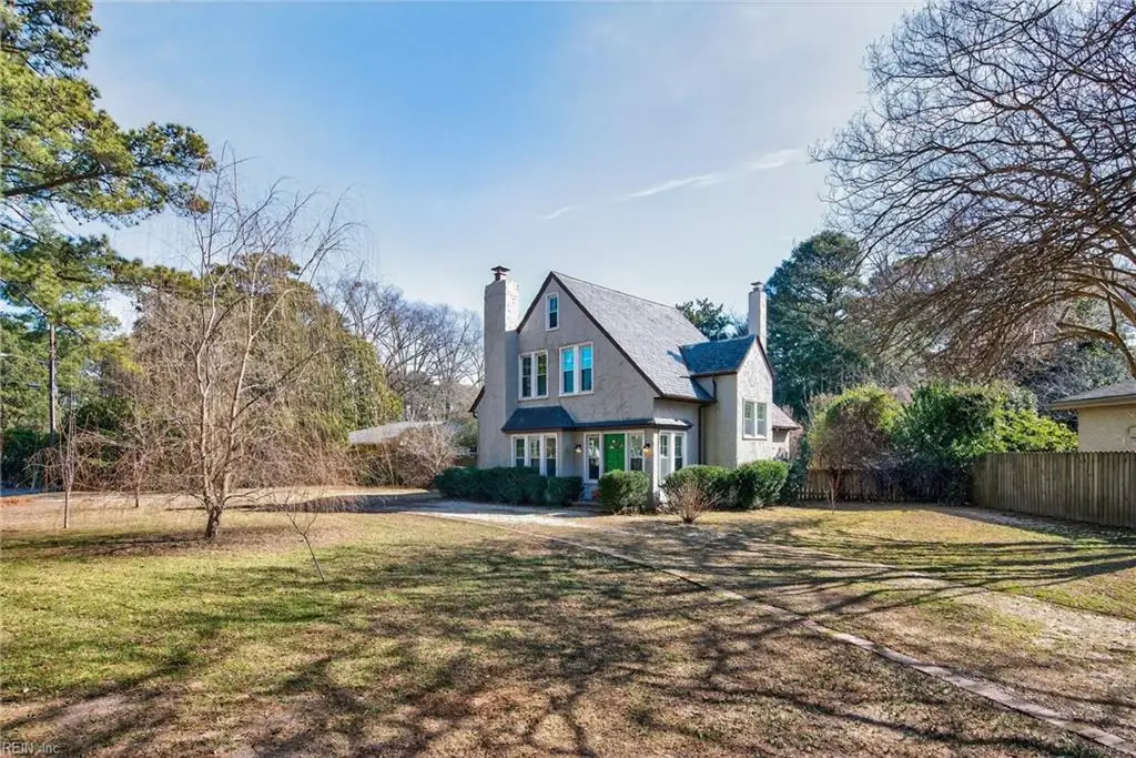 1093 Algonquin Road, Norfolk, VA 23505 - Image #1