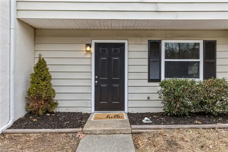 12734 Woodside Lane, Newport News, VA 23602 - Image #3