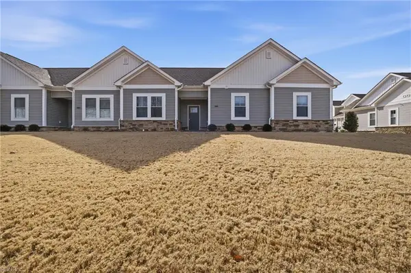 1008 Paragon Way #D, Suffolk, VA 23435