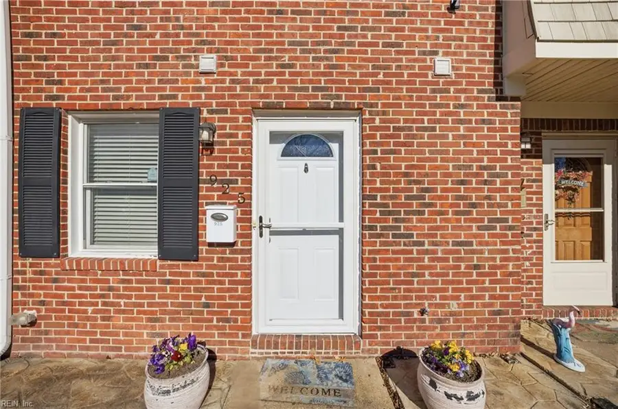 925 Delaware Avenue, Virginia Beach, VA 23451 - #2