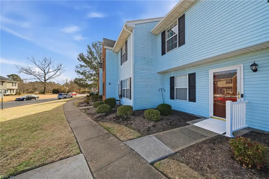 3606 Clover Meadows Drive, Chesapeake, VA 23321 - Image #3