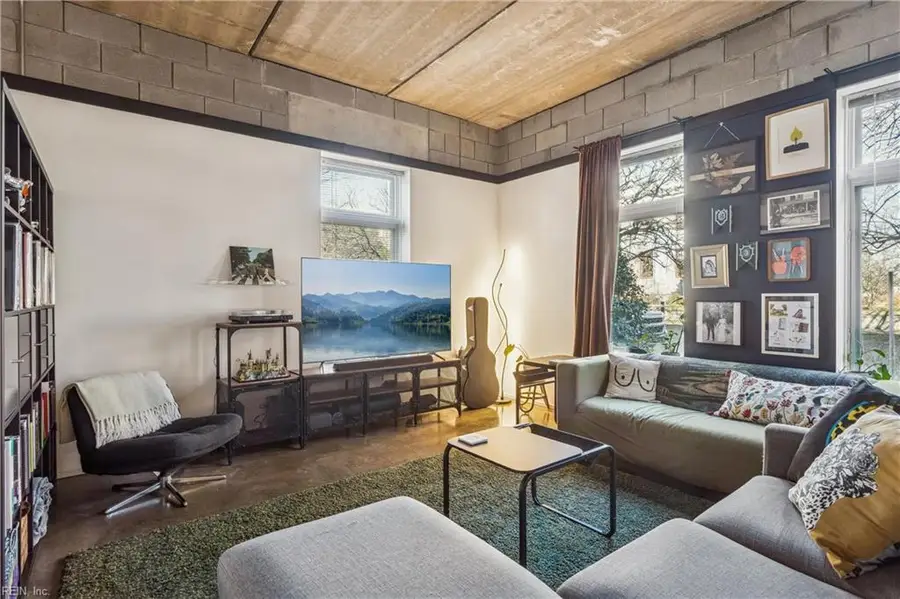 443 St. Pauls Boulevard #1E, Norfolk, VA 23504 - #3