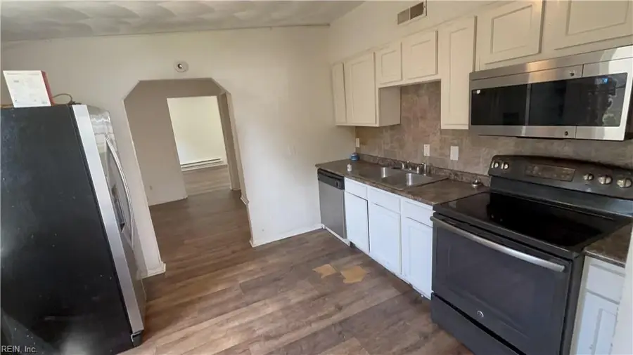 604 Amick Road, Chesapeake, VA 23325 - #3