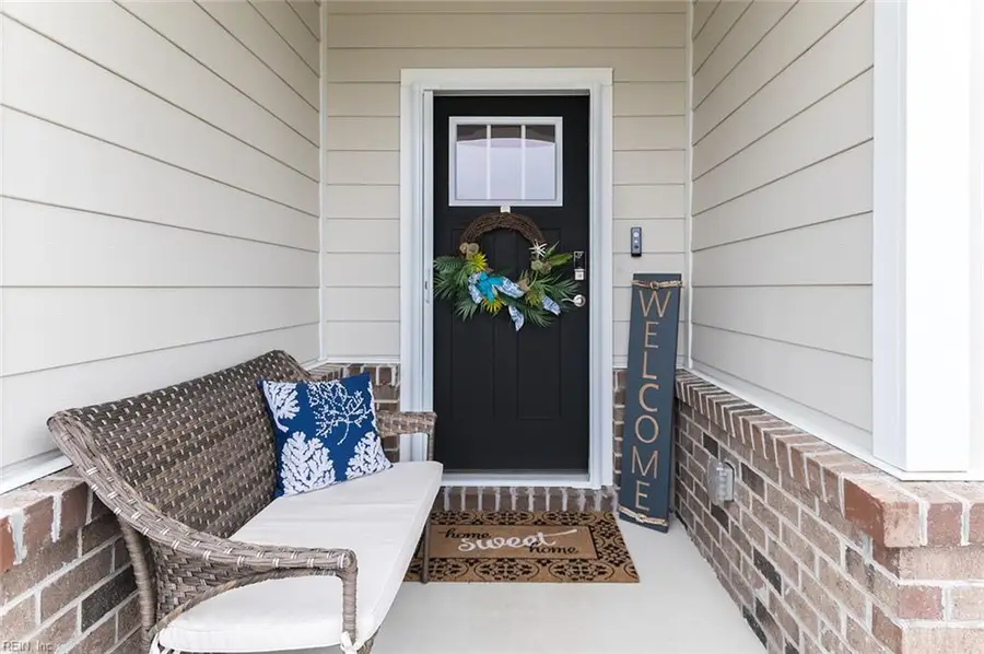 208 St Andrews, Smithfield, VA 23430 - Image #2