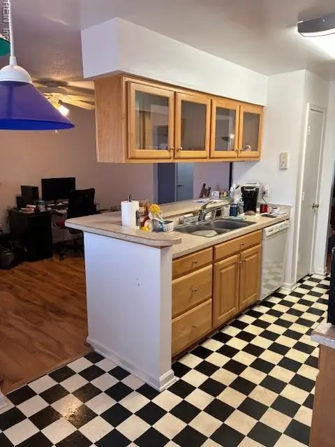 8 N Gawain Way, Hampton, VA 23669 - #3