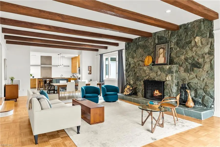 102 Holly Crescent, Virginia Beach, VA 23451 - #3