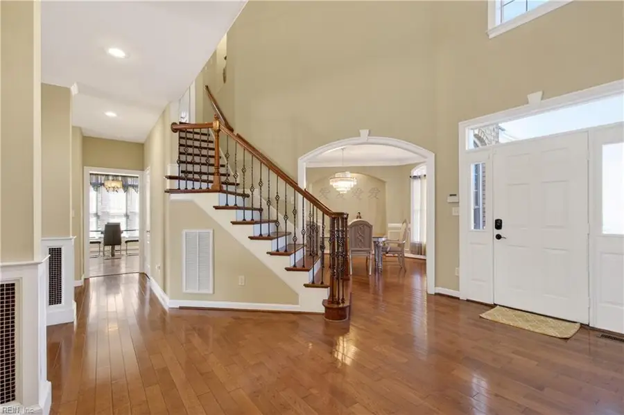 1945 Lancing Crest Lane, Chesapeake, VA 23323 - Image #3