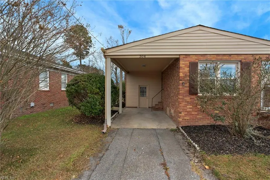 304 Edward Avenue, Suffolk, VA 23434 - #2