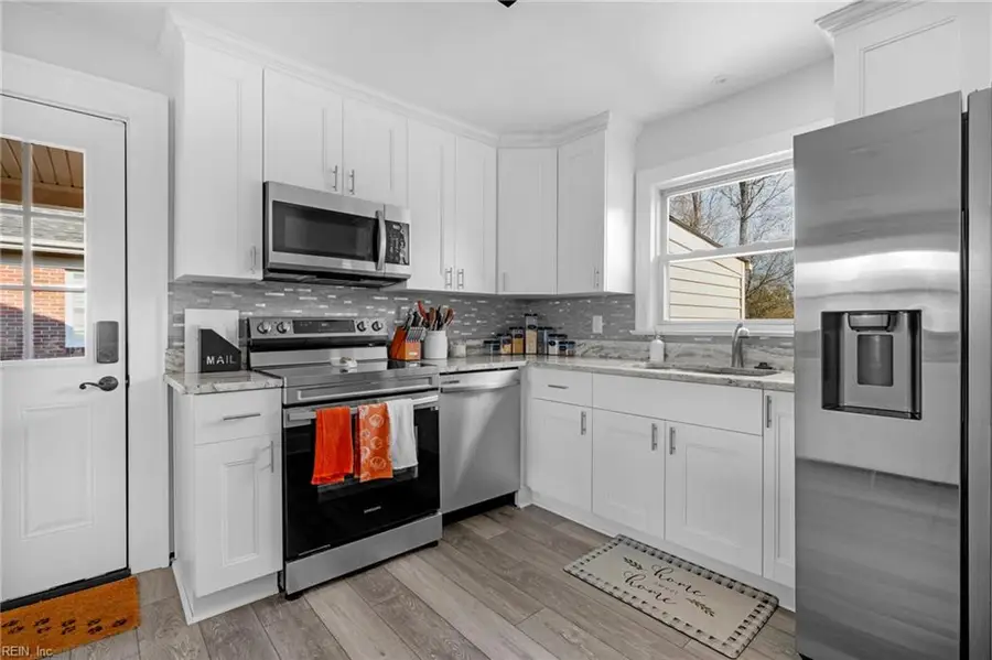 304 Edward Avenue, Suffolk, VA 23434 - #3