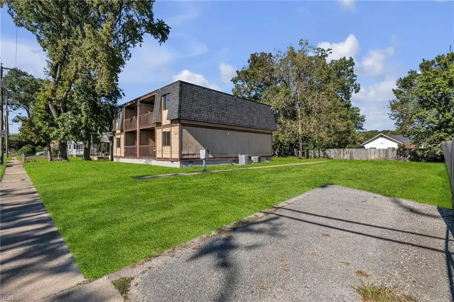 620 Celey Street, Hampton, VA 23661 - #3
