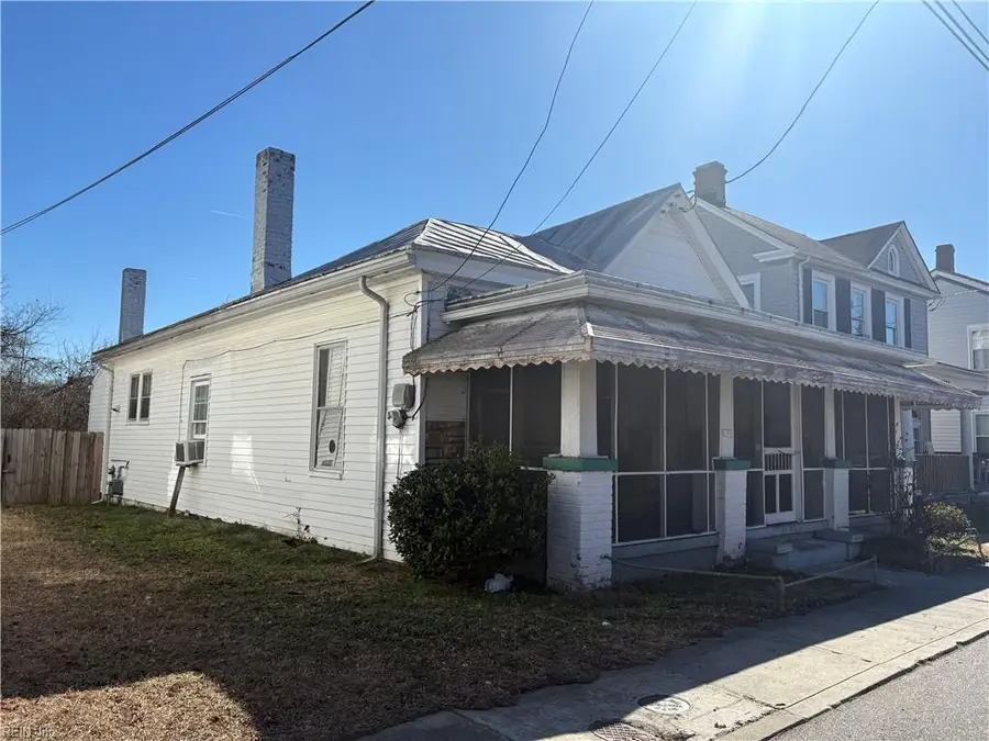 146 Pine Street, Suffolk, VA 23434 - #2