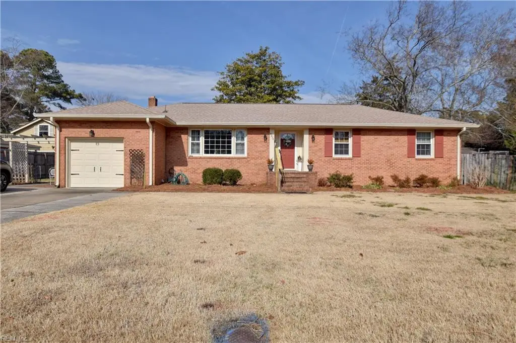 4016 Oak Drive, Chesapeake, VA 23321 - #1