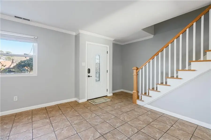 837 Cathedral Drive, Virginia Beach, VA 23455 - Image #3