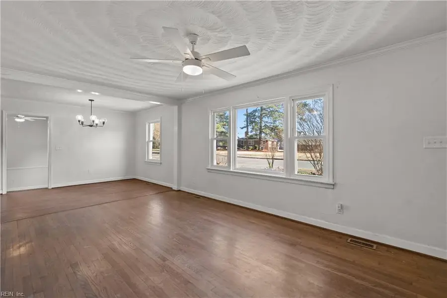 419 S Main Street, Suffolk, VA 23434 - #2