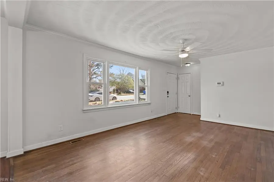 419 S Main Street, Suffolk, VA 23434 - #3