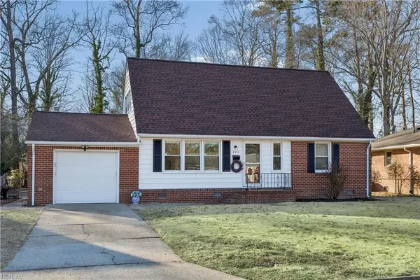 823 Cascade Drive, Newport News, VA 23608