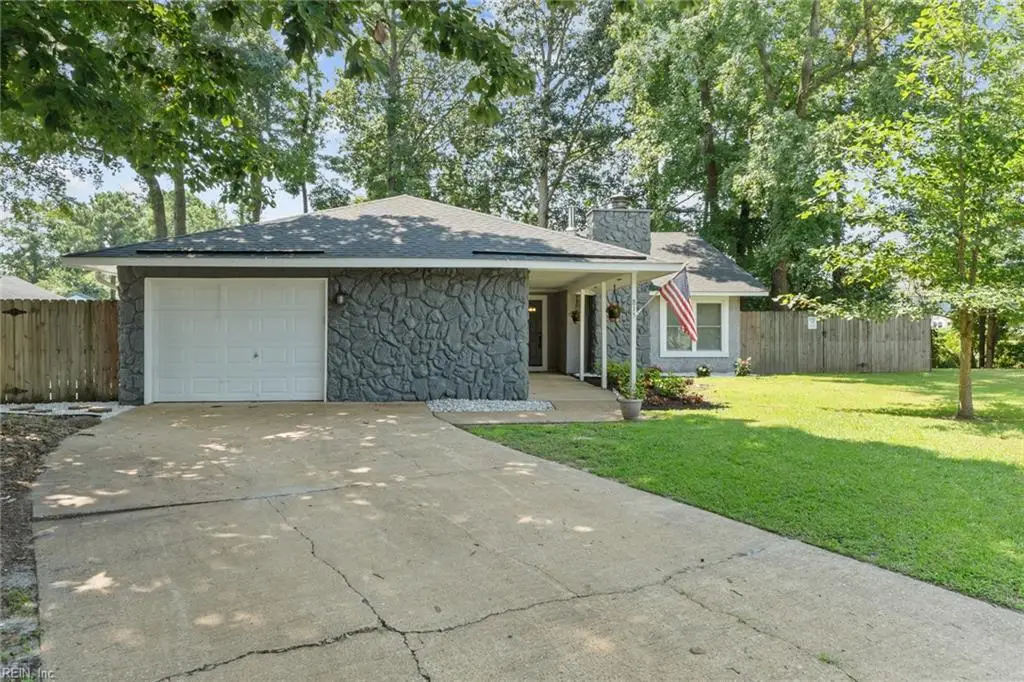 815 Bowling Green Trail, Chesapeake, VA 23320 - #1