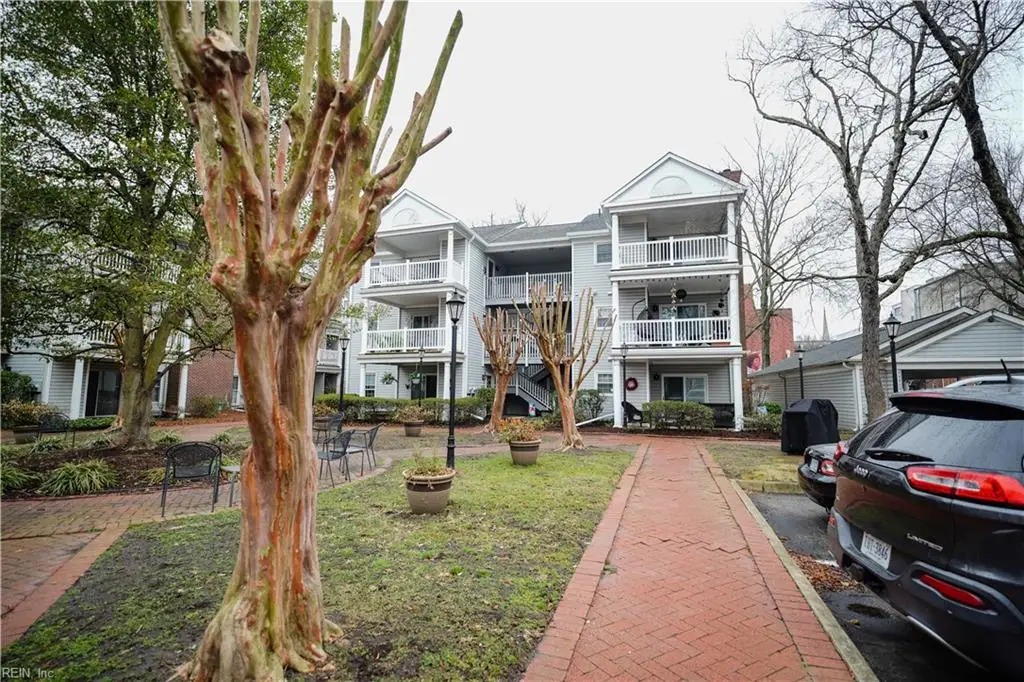 363 London Street, Portsmouth, VA 23704 - #1