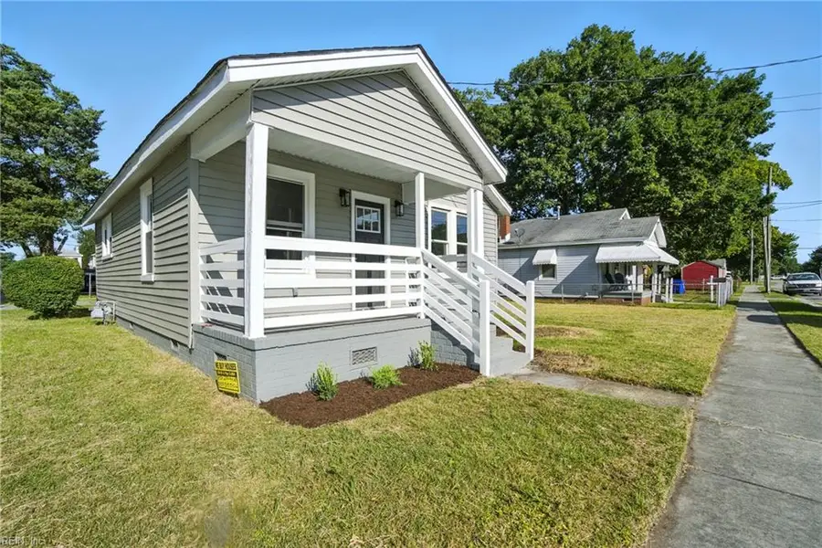 2918 Mulberry Street, Portsmouth, VA 23704 - #2