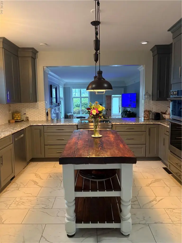 1423 Trouville Avenue, Norfolk, VA 23505 - #3