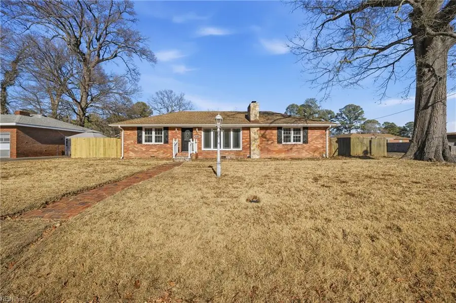 215 Leonard Road, Portsmouth, VA 23701 - #2