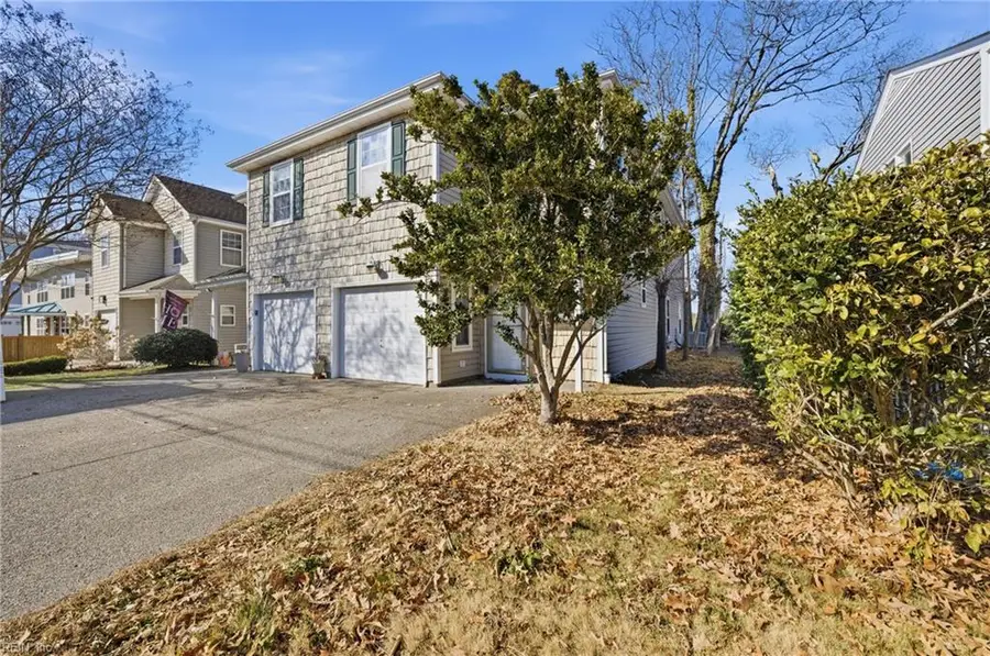 519 26th Street, Virginia Beach, VA 23451 - #3