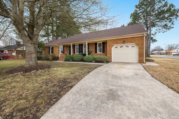 901 Weeping Willow Drive, Chesapeake, VA 23322