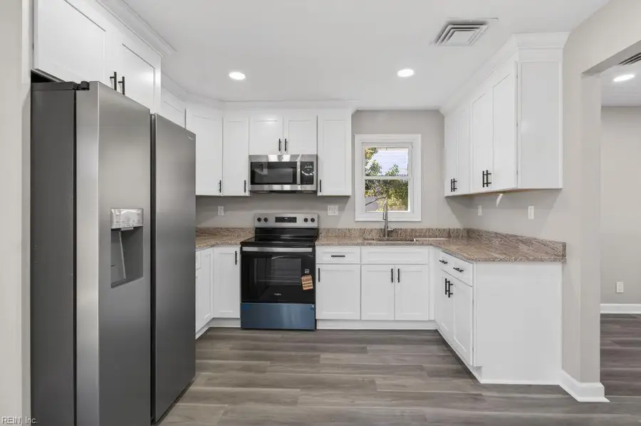 132 Afton Parkway, Portsmouth, VA 23702 - #3