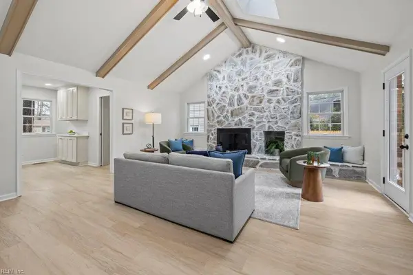 407 Pines Of Warrick Drive, Chesapeake, VA 23322