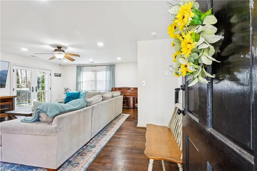 215 Hodges Cove Road, Yorktown, VA 23692 - #2