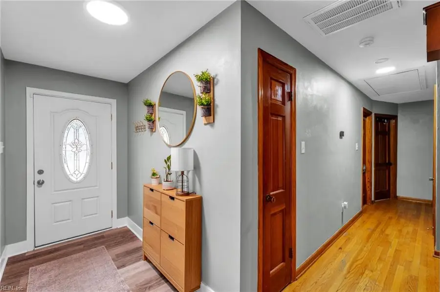 5724 Craneybrook Lane, Portsmouth, VA 23703 - #2