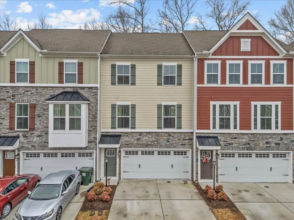 1808 Aft Way, Chesapeake, VA 23323 - #1