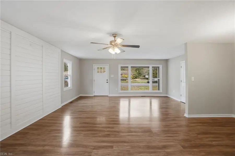 15 Gayle Street, Hampton, VA 23669 - #3