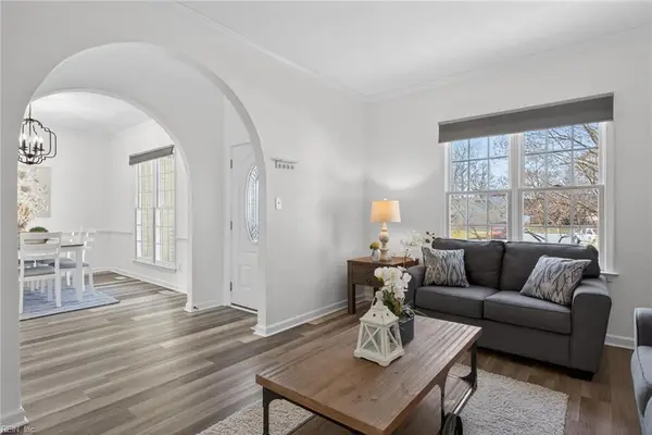 900 Cedarwood Trace, Chesapeake, VA 23322