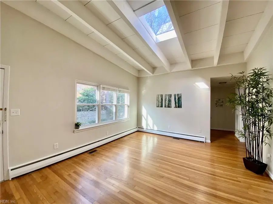 1217 Cloncurry Road, Norfolk, VA 23505 - #3