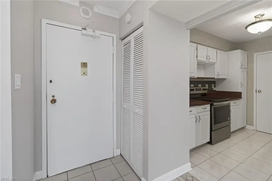 3288 Page Avenue #702, Virginia Beach, VA 23451 - #2