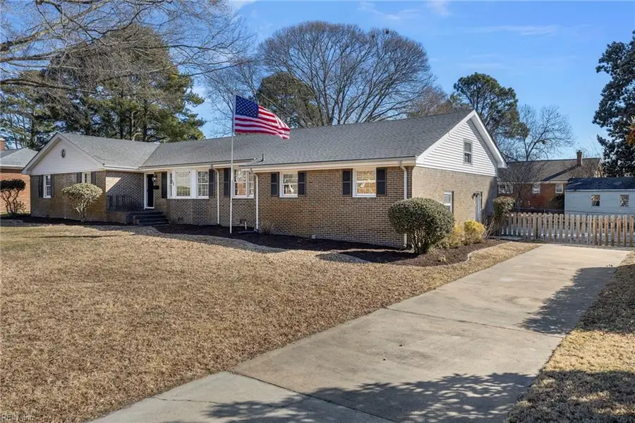 216 Overholt Drive, Virginia Beach, VA 23464 - #2