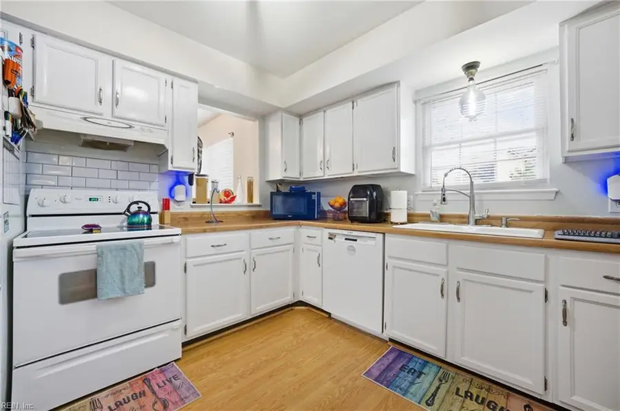 180 Abbey Court, Newport News, VA 23602 - #3