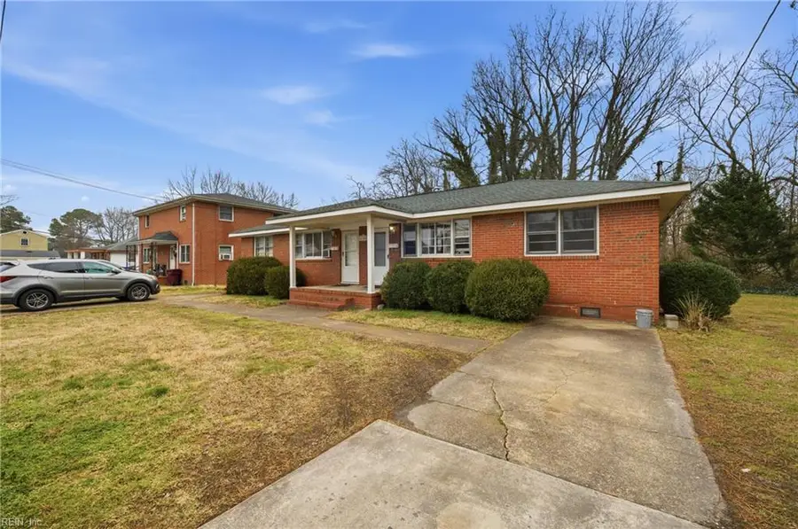 4109 5th Street, Chesapeake, VA 23324 - #3