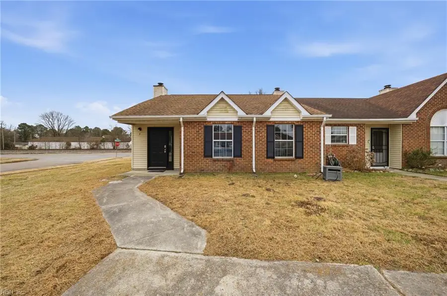 1 Holly Hill Court, Portsmouth, VA 23702 - #3