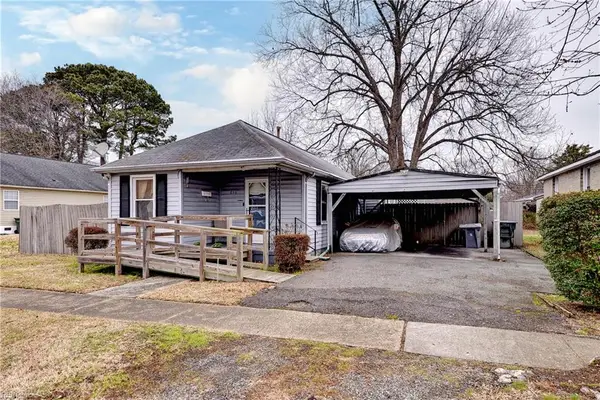 806 Pocahontas Place, Hampton, VA 23661