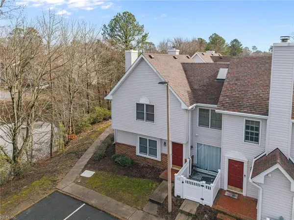14 Tamarisk Quay #14H, Hampton, VA 23666