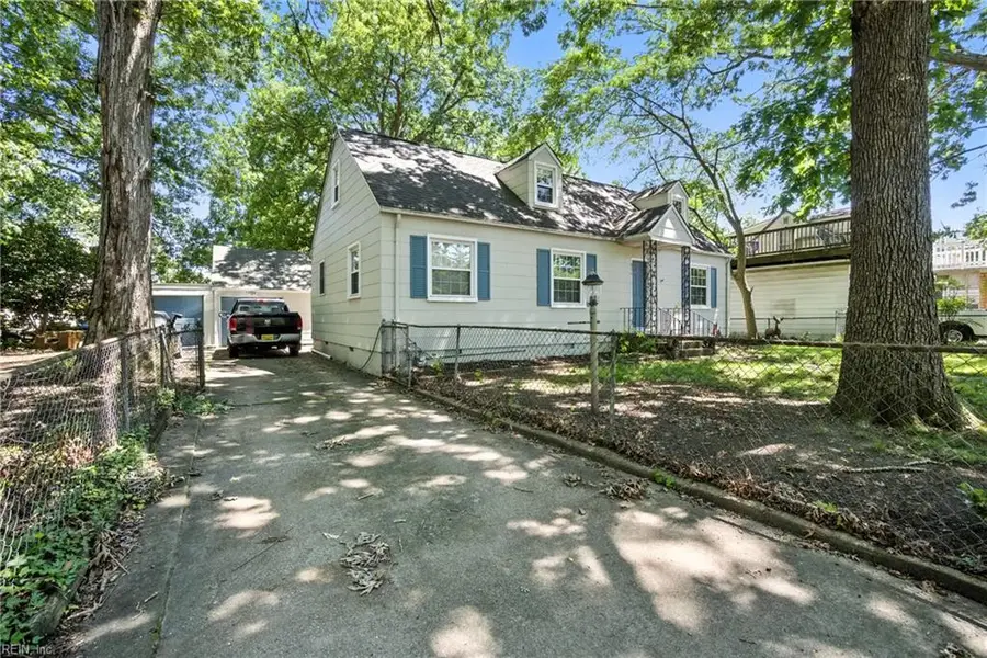 511 Dune Street, Norfolk, VA 23503 - #2